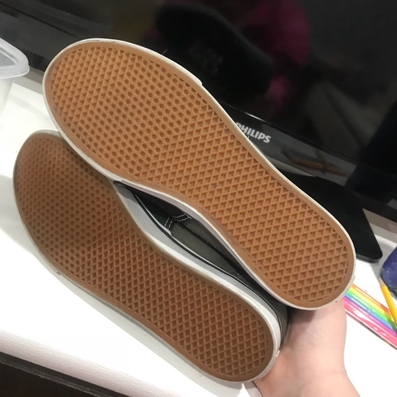 Black and grey low vans - Picture 5 of 5